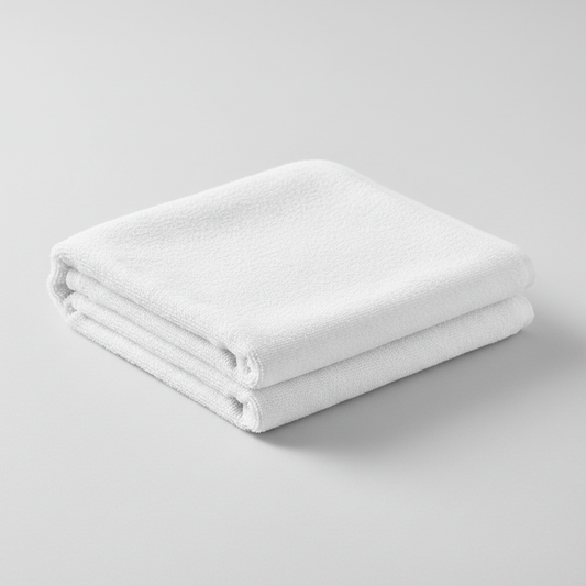 SINGLE PIECE PHOTO OF WHITE BATH TOWEL